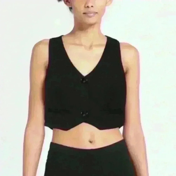 Merci Black Two Button V-Neck Black Cropped Vest Size Medium New With Tag! - Picture 1 of 7